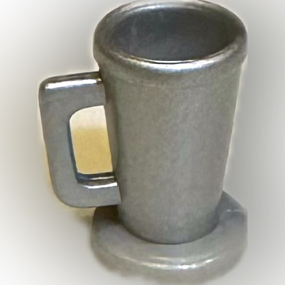 VTG RARE MINIATURE DOLLHOUSE PEWTER LIKE PLASTIC BEER MUG STEIN CUP 5/8” TINY - Picture 2 of 9